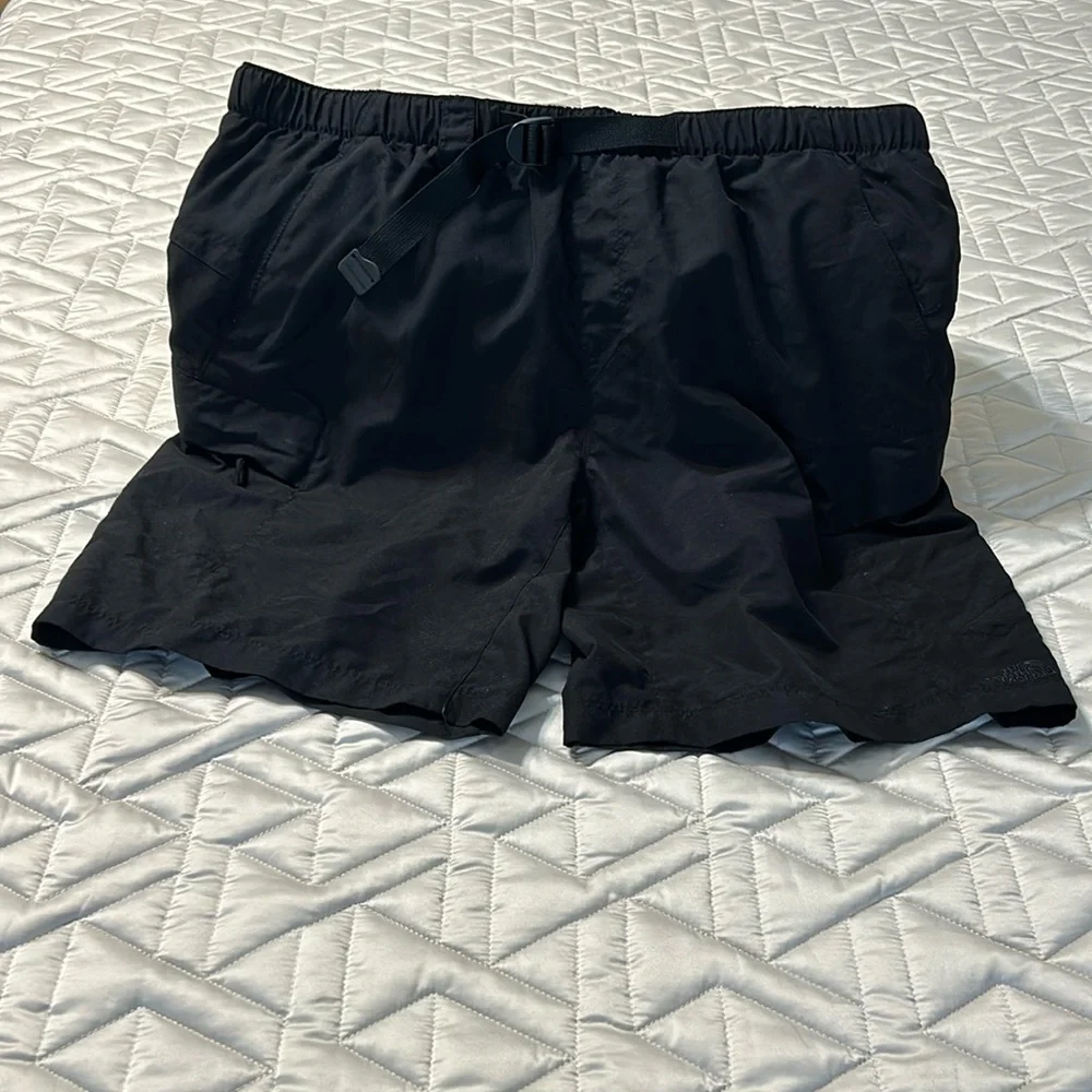 North face trunks/ shorts